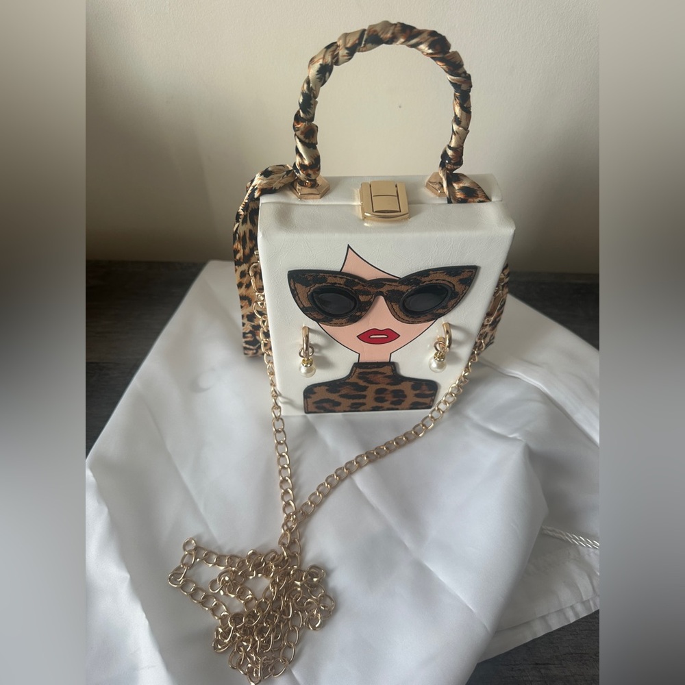 Chic Fashion Illustration Box Bag • Leopard Scarf Handle • Chain Strap